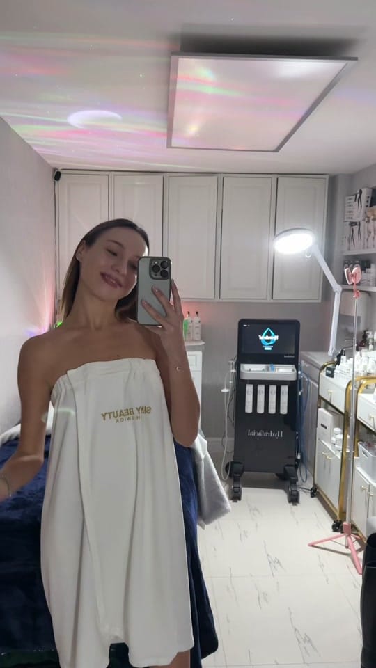 Post 2 by zuzanna on TikTok (video)