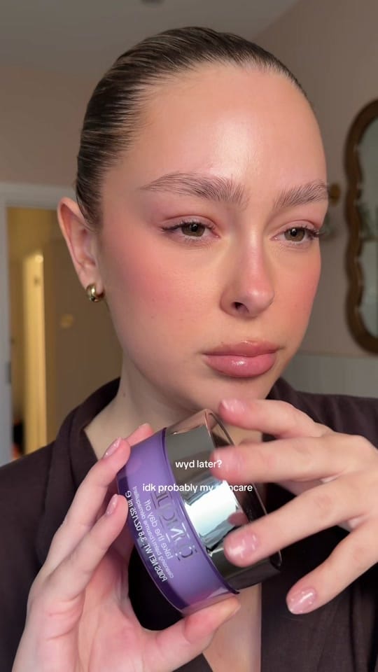 Post 7 by charlotte 🧚🏼 on TikTok (video)