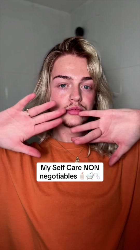 Post 2 by alexxbrooklynn on TikTok (video)