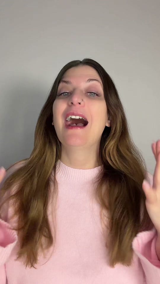 Post 3 by Hajni (Hoy knee) 💚 🐉 on TikTok (video)