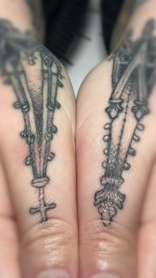 Post 1 by Spellboundxnails on TikTok (video)
