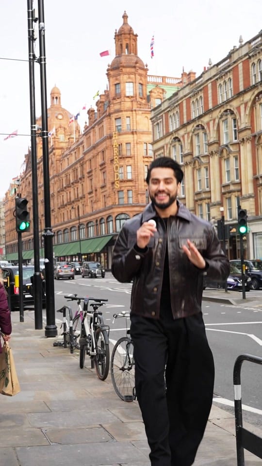 Post 7 by Ziad London on TikTok (video)