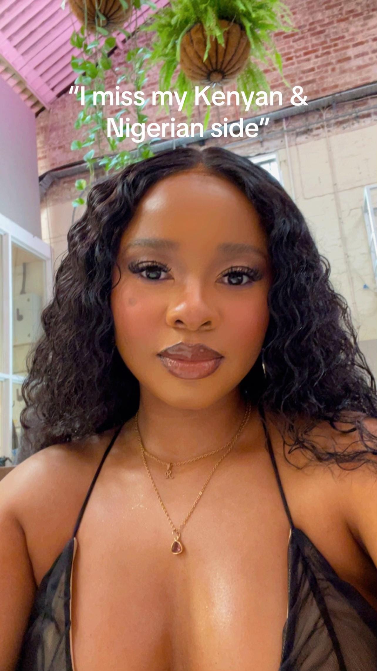 Post 5 by Fi on TikTok (video)
