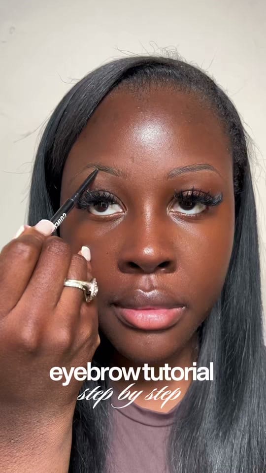 Post 7 by Efya Mensah on TikTok (video)