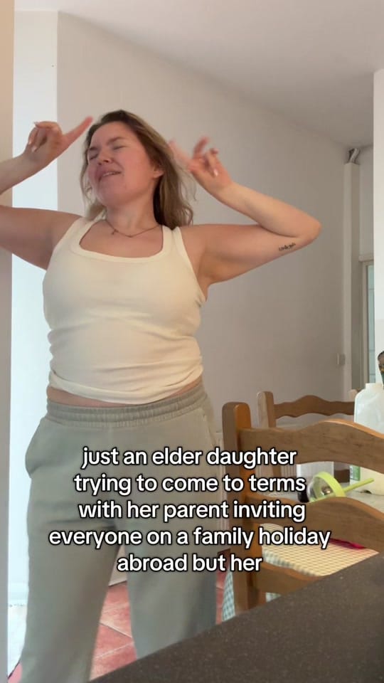 Post 2 by Bea 🍓 on TikTok (video)