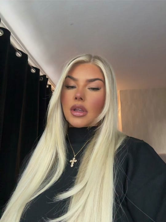 Post 1 by Kaitlyn Toft🍒 on TikTok (video)