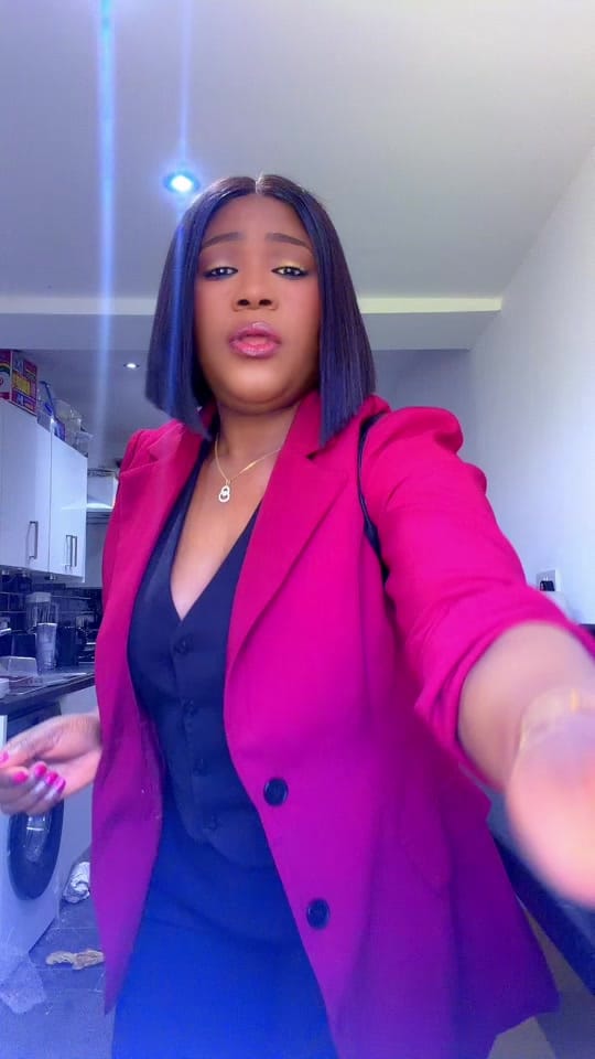 Post 1 by Beautyhomebysuzain Manchester on TikTok (video)