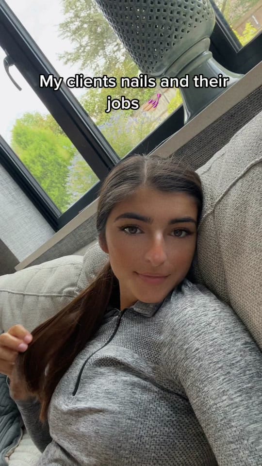 Post 9 by Elle’s Beauty Room on TikTok (video)