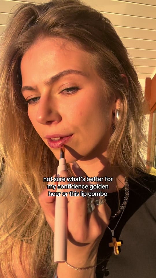 Post 1 by Sculpted by Aimee UK on TikTok (video)