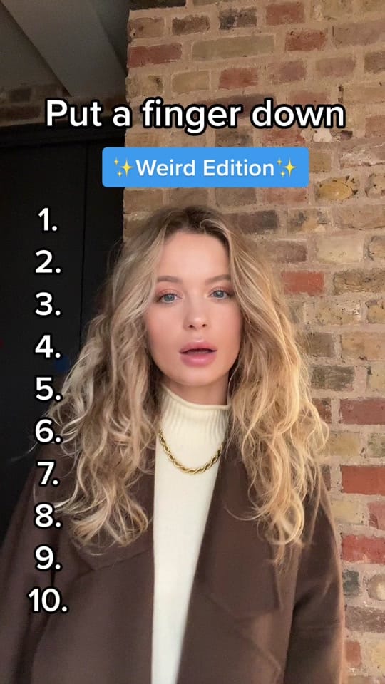 Post 10 by Cristina on TikTok (video)
