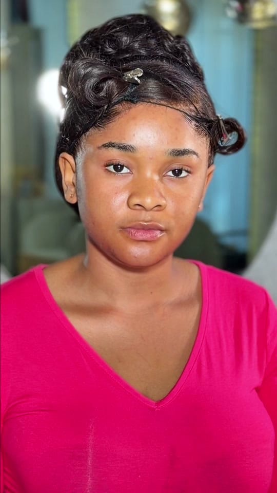Post 1 by MIA_ARTISTRY💄 OF LAGOS on TikTok (video)