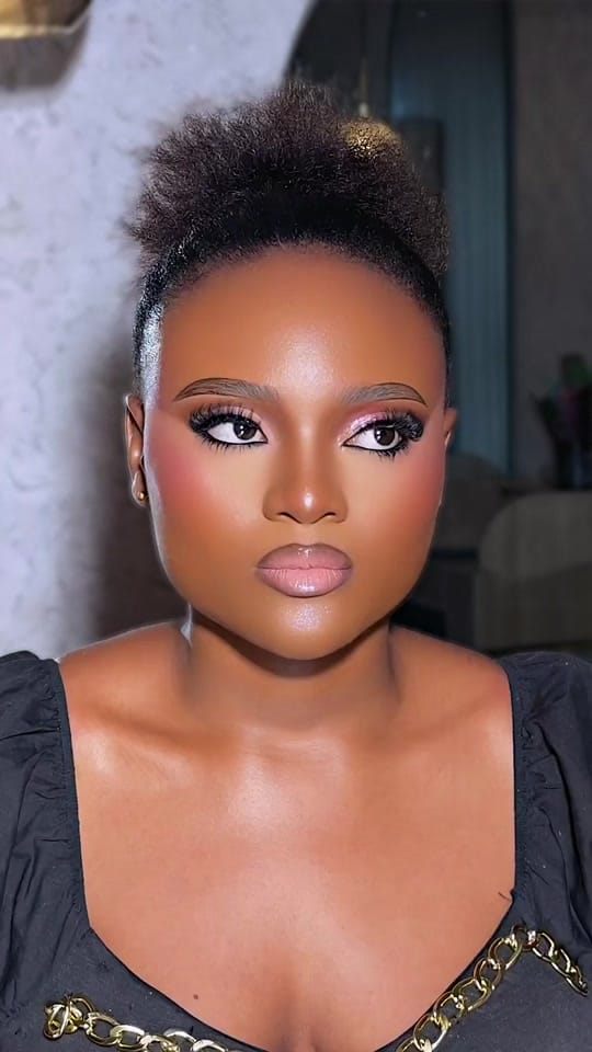 Post 5 by MIA_ARTISTRY💄 OF LAGOS on TikTok (video)
