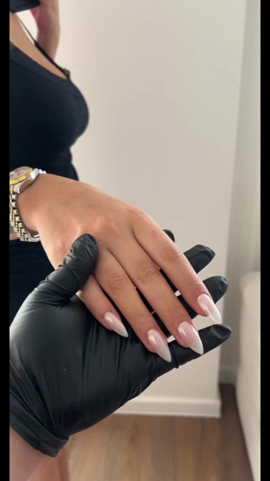 Post 6 by BUFFERZNAILS on TikTok (video)