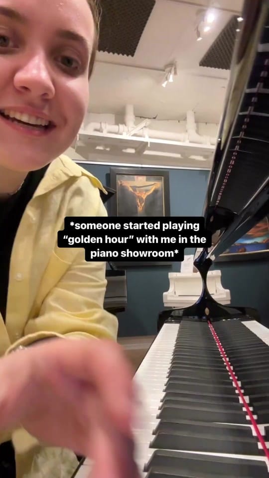 Post 10 by Helen Martyniuk on TikTok (video)
