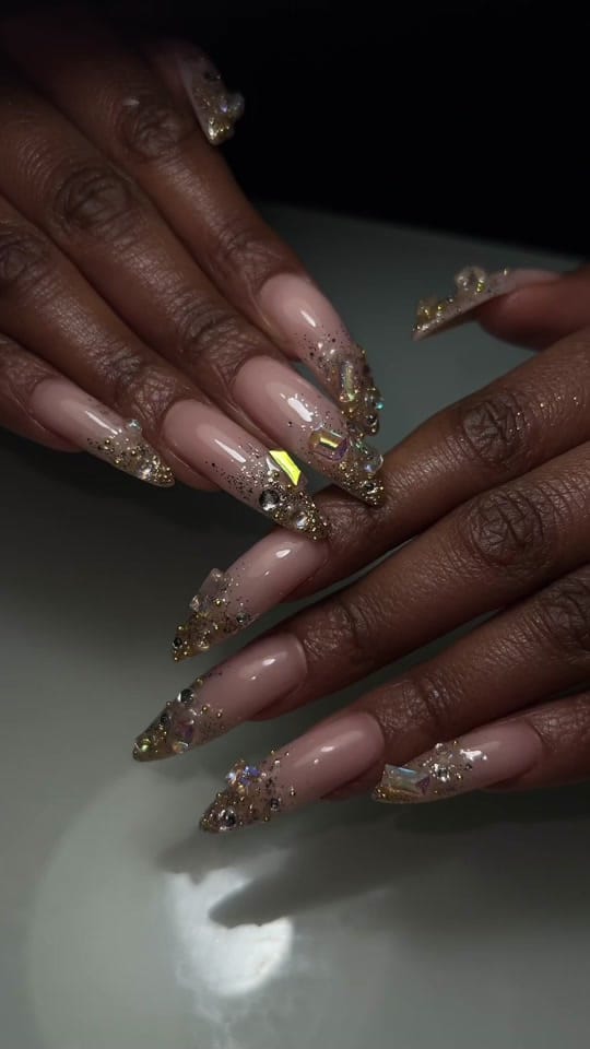 Post 7 by Zen Nail Studio on TikTok (video)