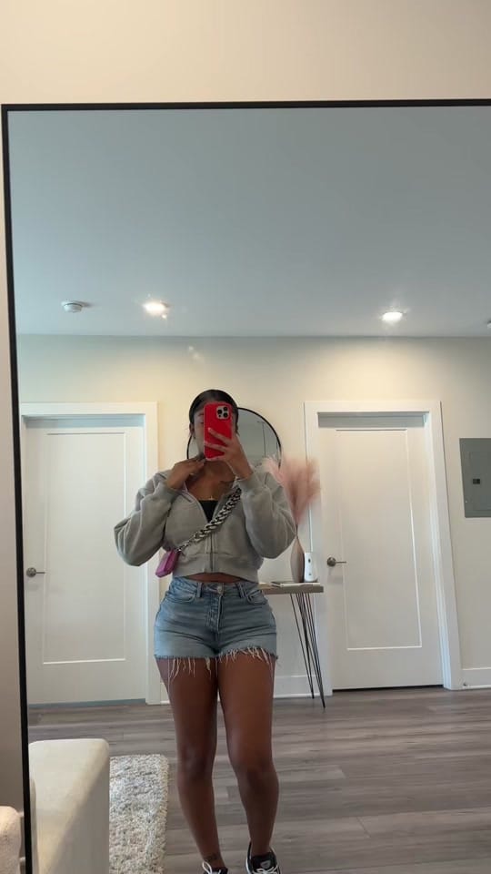 Post 3 by Chelsea 🤍 on TikTok (video)