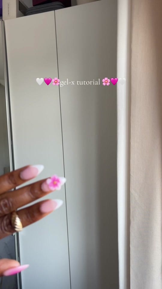 Post 10 by benee 🎀 on TikTok (video)