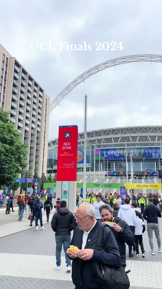 Post 9 by _digitallondon on TikTok (video)
