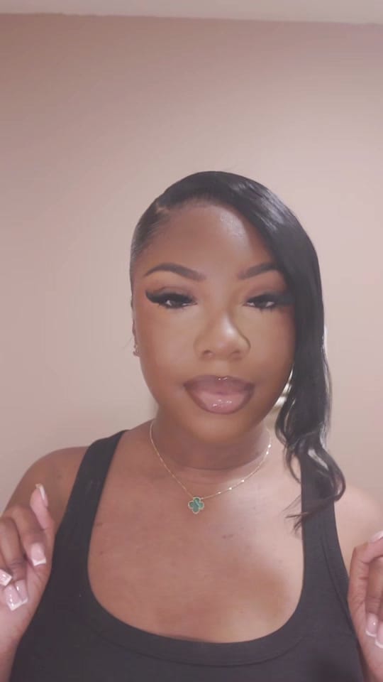 Post 4 by Nikaya London ᥫ᭡ on TikTok (video)