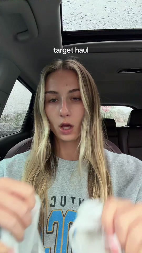 Post 4 by jess on TikTok (video)