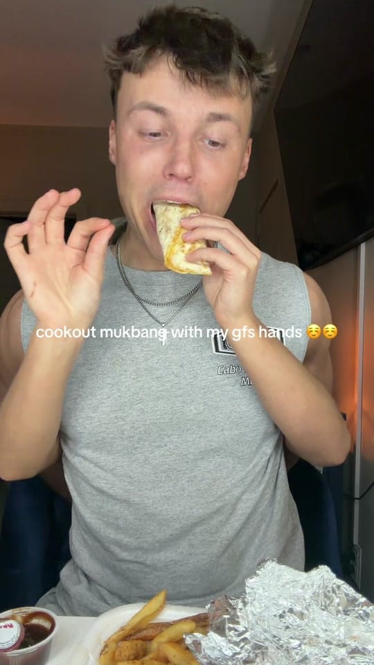 Post 8 by jess on TikTok (video)