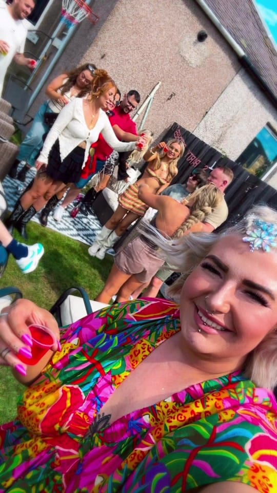 Post 4 by Kirst on TikTok (video)