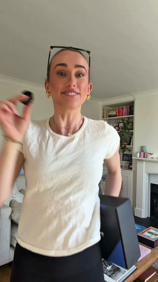 Post 2 by SIENNA SANTER on TikTok (video)