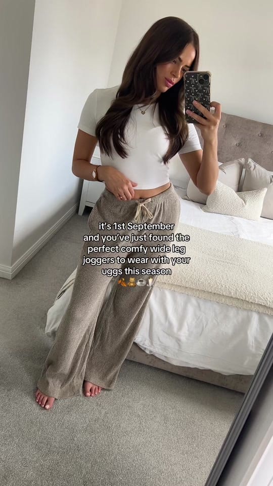 Post 8 by Hannah Wilkie | Makeup & Life on TikTok (video)