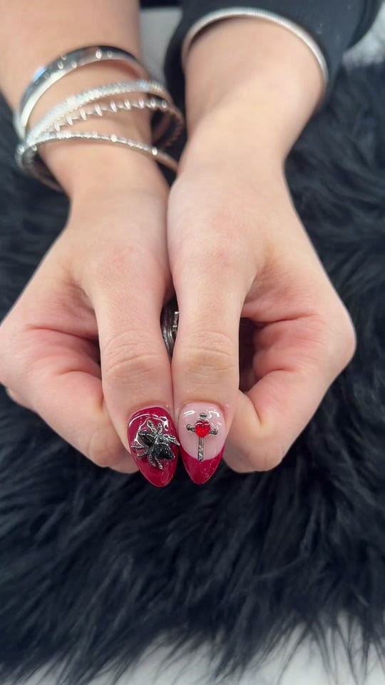 Post 1 by Glamour Nails Union KY on TikTok (video)