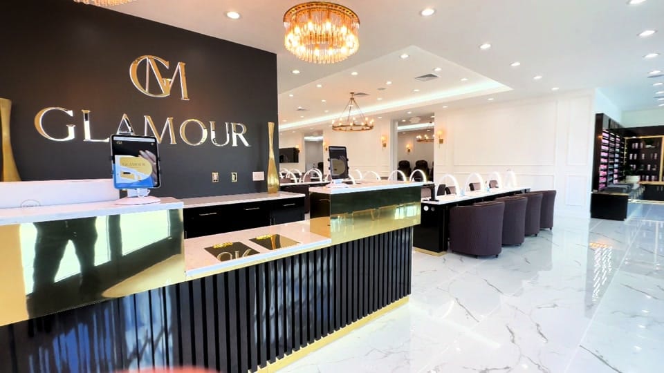 Post 10 by Glamour Nails Union KY on TikTok (video)