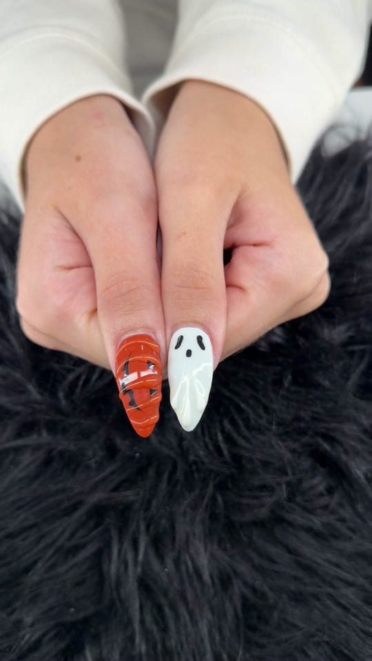 Post 2 by Glamour Nails Union KY on TikTok (video)