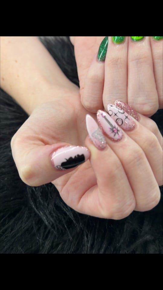 Post 3 by Glamour Nails Union KY on TikTok (video)