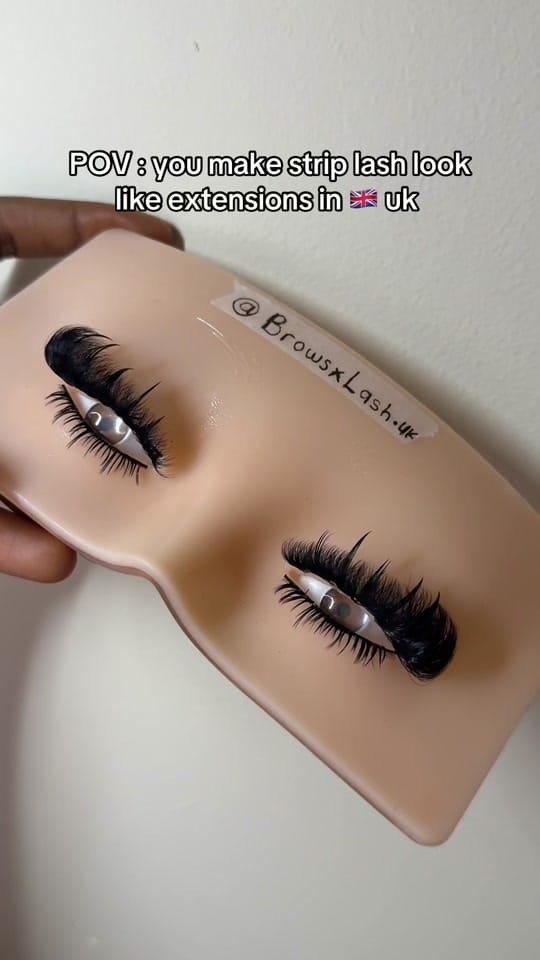 Post 4 by BRISTOL LASH & BROW ARTIST🇬🇧 on TikTok (video)