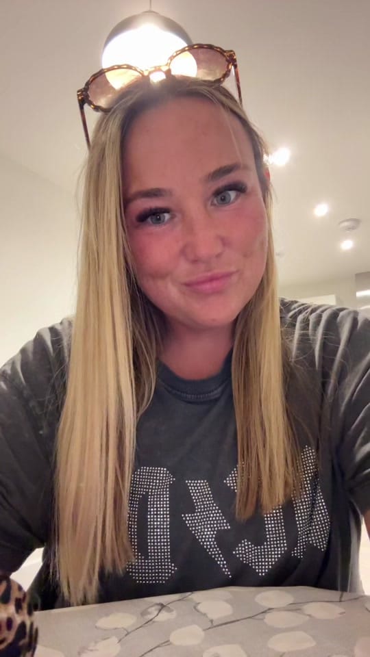 Post 3 by Tammy Starr on TikTok (video)