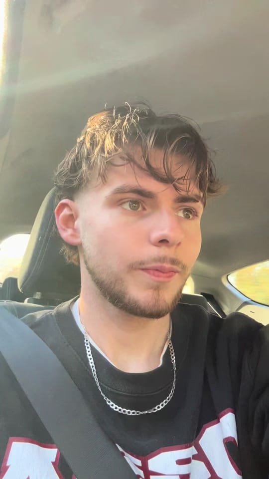Post 3 by Tom Whitten (Bayside barbers) on TikTok (video)