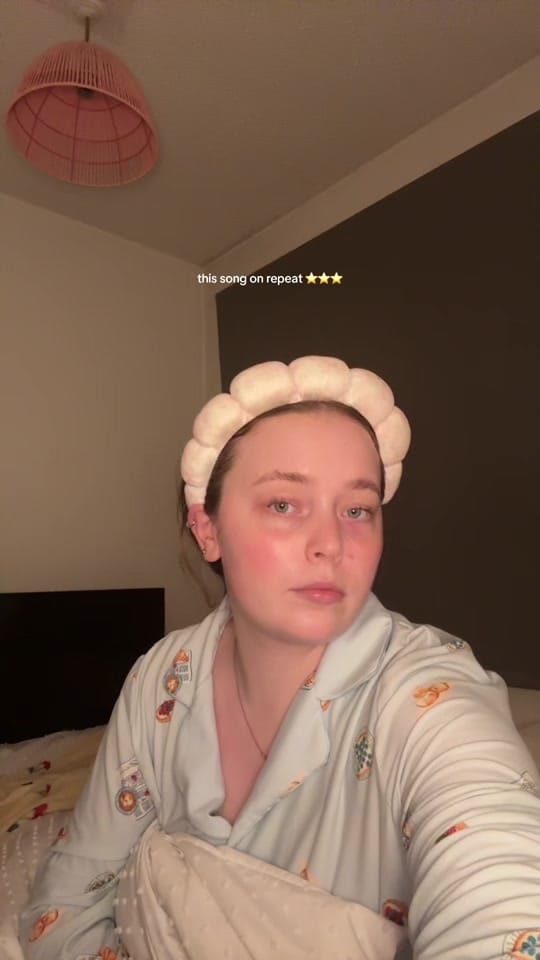 Post 8 by Beth Lees on TikTok (video)