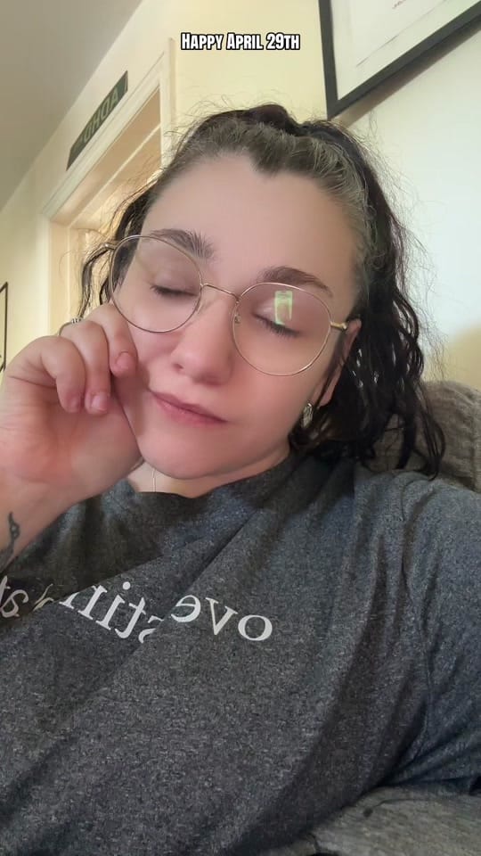 Post 4 by LauraJ on TikTok (video)
