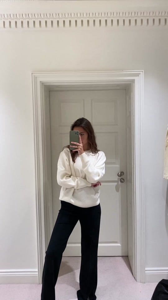 Post 10 by Lisa Weiss on TikTok (video)