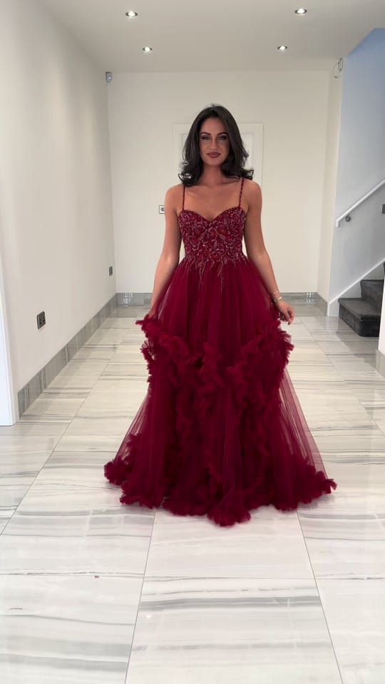 Post 4 by Rosie’s Closet on TikTok (video)