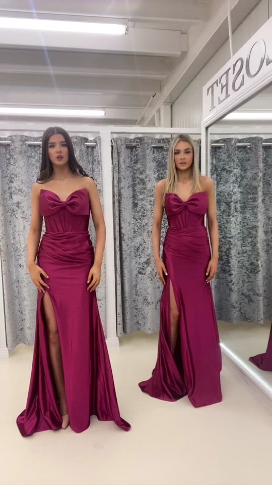 Post 1 by Rosie’s Closet on TikTok (video)