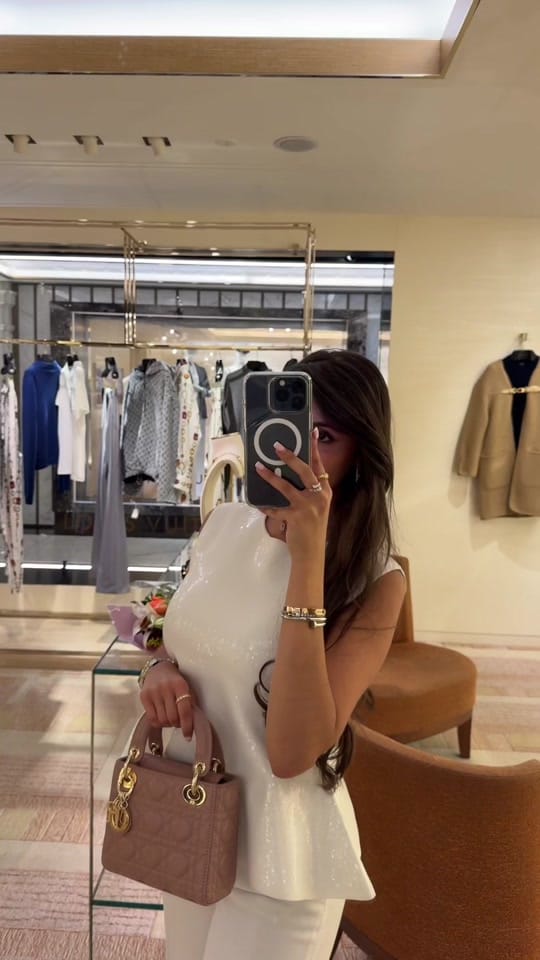 Post 7 by L.E.🤍 on TikTok (video)