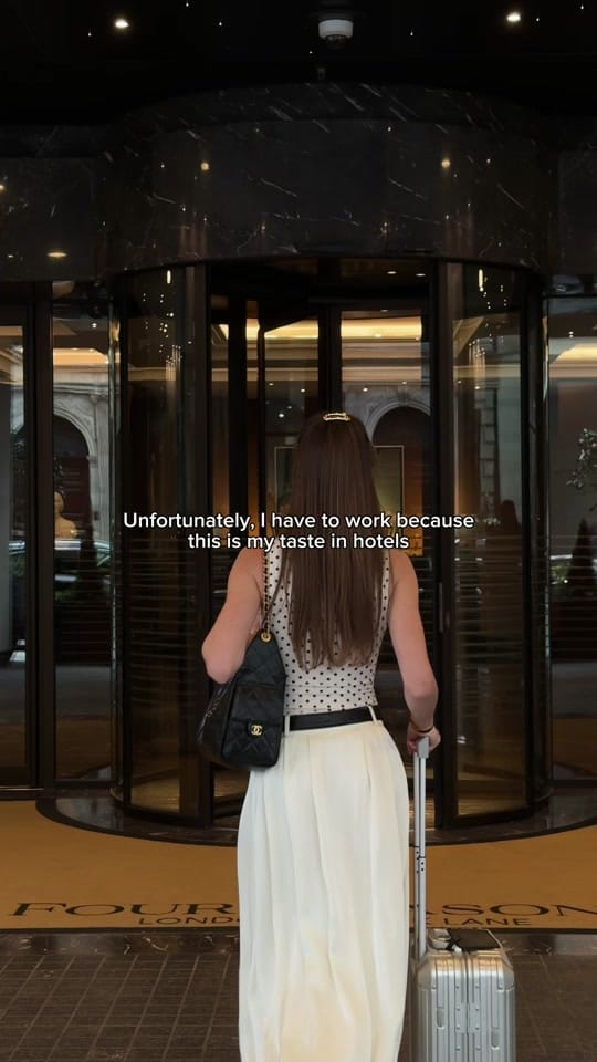 Post 5 by Arina Orlov on TikTok (video)