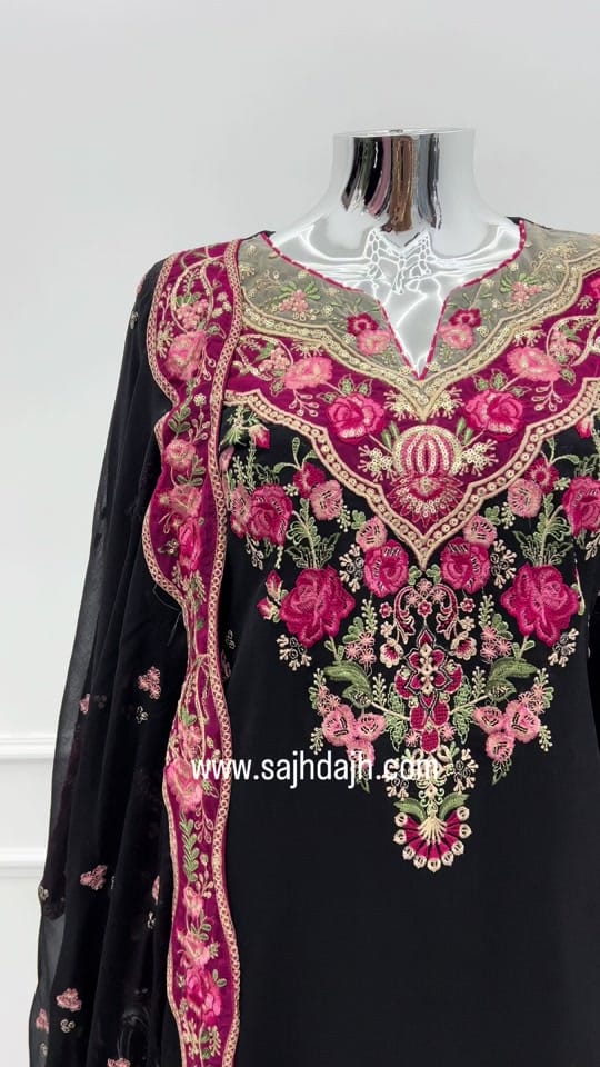 Post 1 by SajhDajh | Pakistani Outfits on TikTok (video)