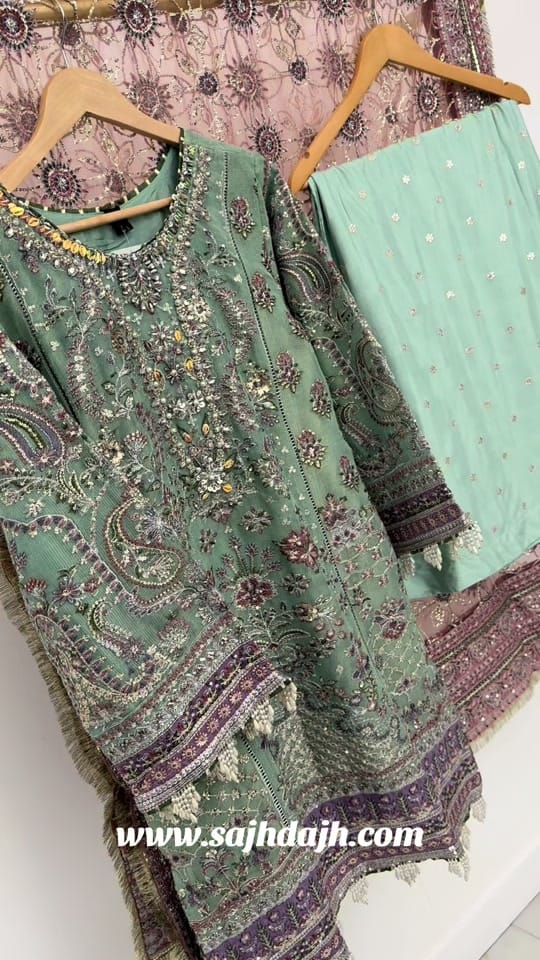 Post 7 by SajhDajh | Pakistani Outfits on TikTok (video)