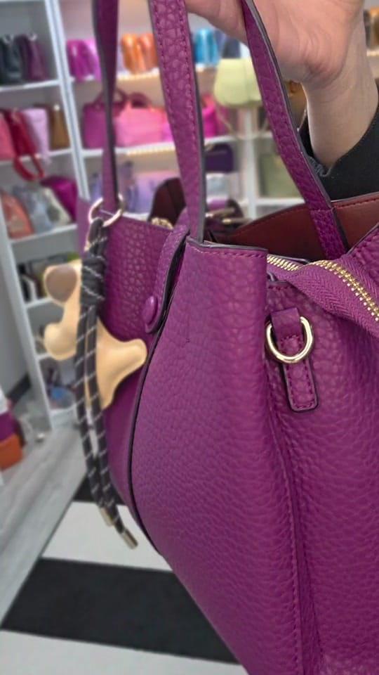 Post 3 by Laura Richards Boutique on TikTok (video)