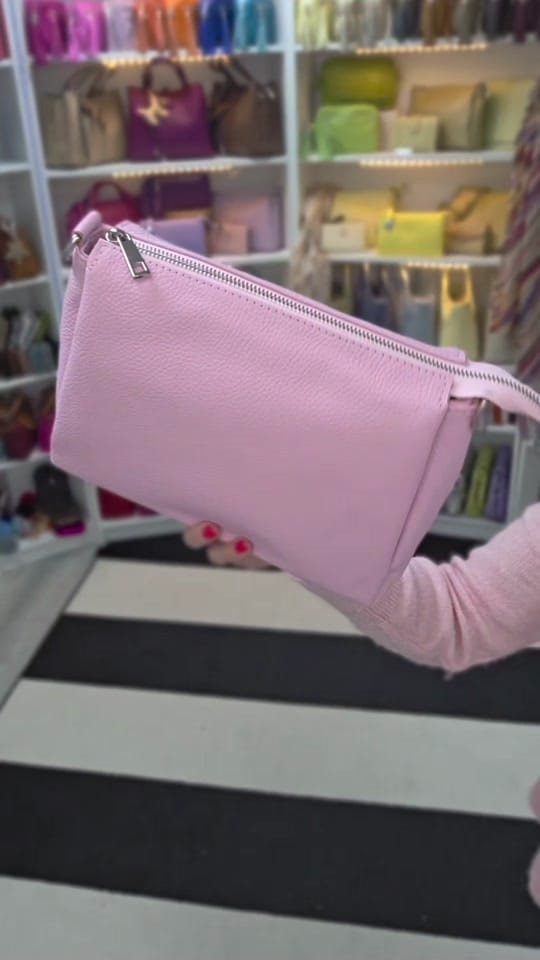 Post 5 by Laura Richards Boutique on TikTok (video)