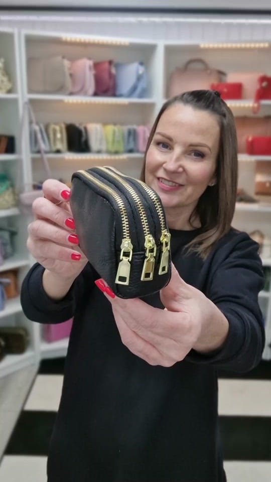 Post 8 by Laura Richards Boutique on TikTok (video)