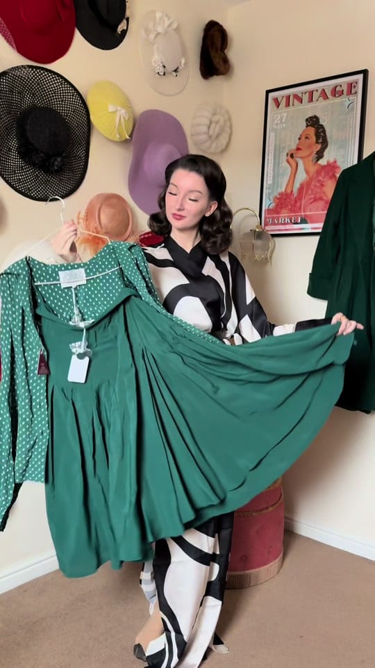 Post 8 by brookevintage on TikTok (video)
