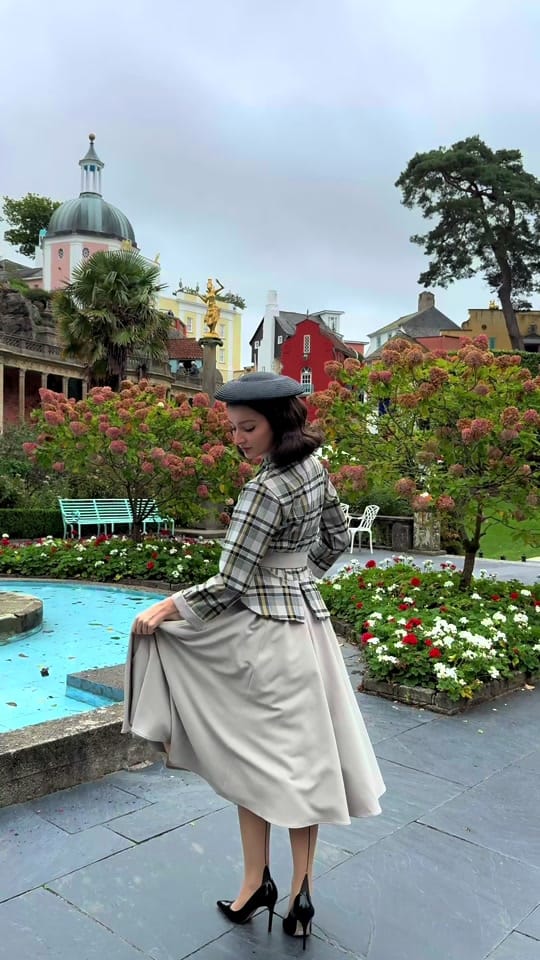 Post 7 by brookevintage on TikTok (video)