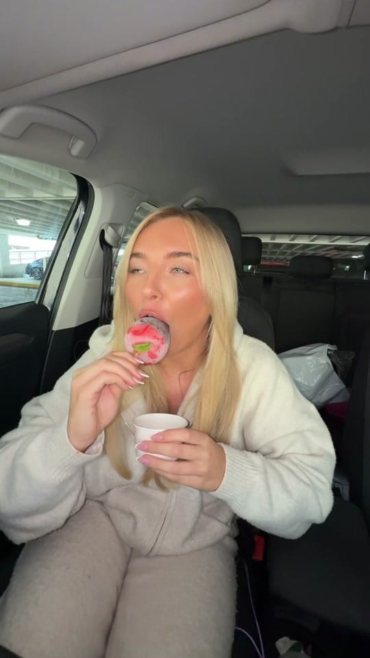 Post 10 by Maddi with an i🍌 on TikTok (video)